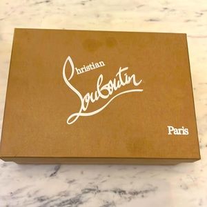 39.5 Louboutin black patent leather Pigalle 85